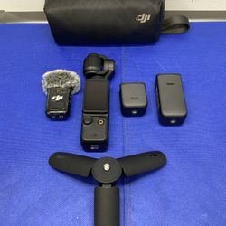 DJI - Osmo Pocket 3 Creator Combo Kit