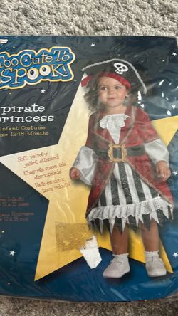Pirate girls consume