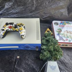 Gaming Bundle DO NOT KNOW IF XBOX 360 WORKS 