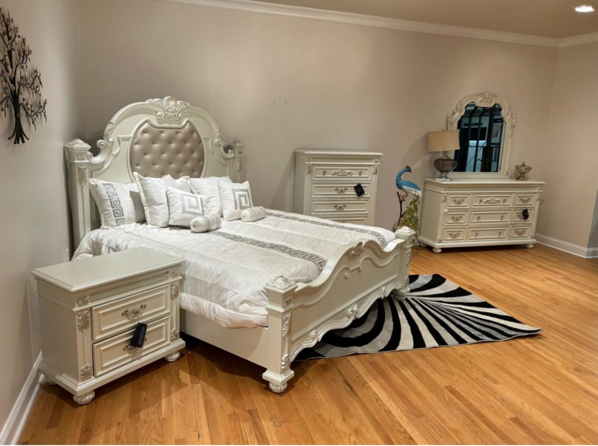 Solid Wood Bedroom Set In Stock For Immediate Delivery