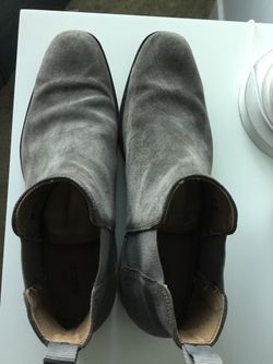 Aldo Chelsea Boots ( grey suede) M12