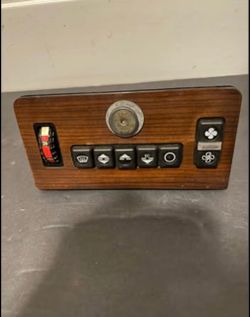 OEM Mercedes-Benz W126 Automatic Climate Control Wood Dash Panel Assembly.