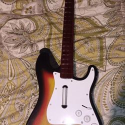 Xbox 360 Rockband 2 Fender Sunburst. Wireless 