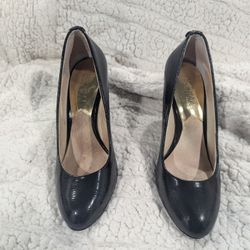 Michael Kors Navy Blue Pump Size 5.5