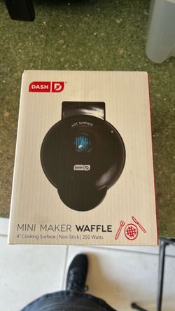 Dash waffle maker