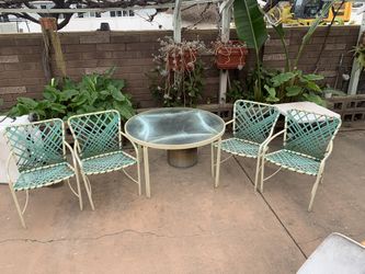 Mid Century Table And Chair Set