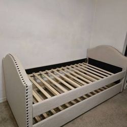 Twin Daybed With Pull Out Trundle 