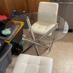 Glass Table With Chairs 
