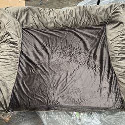 Jumbo Dog Bed Velvet