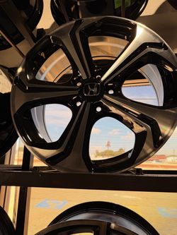 18s wheel tires new 5lug Honda