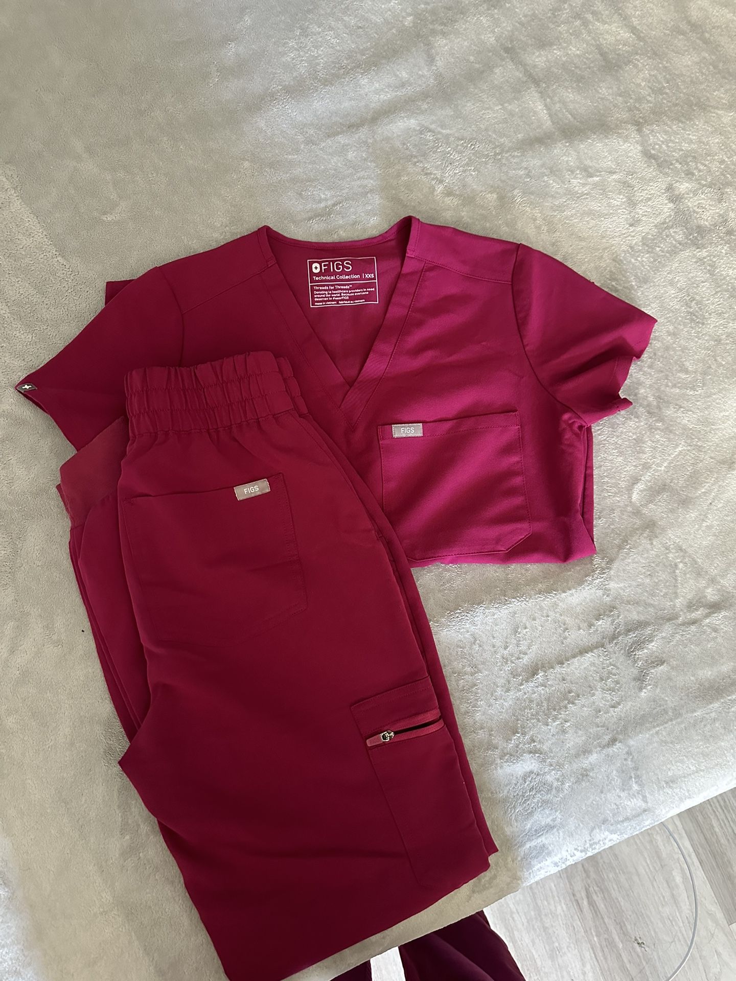 Figs Scrub Set