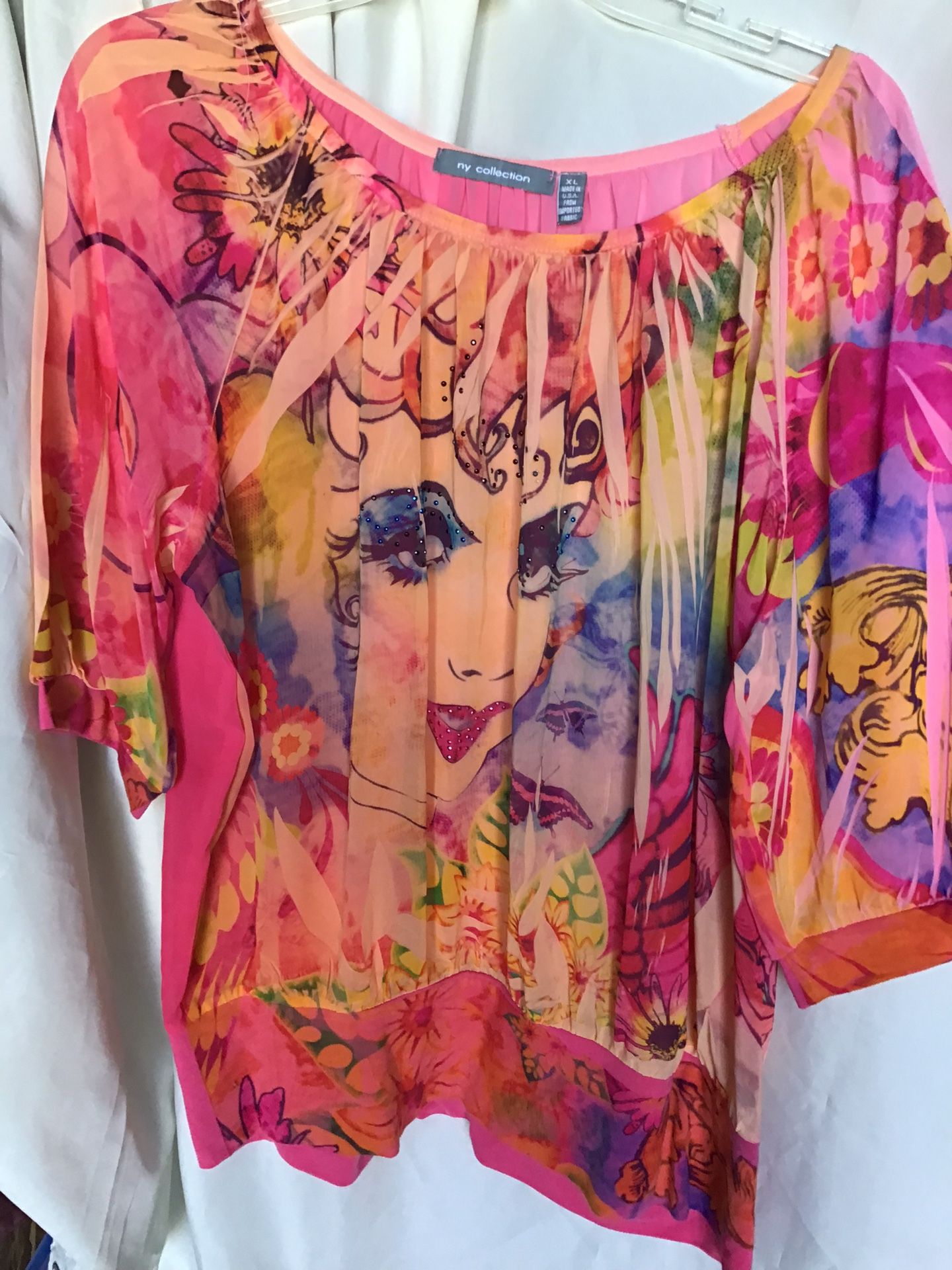 Super Cute Top….size Medium And Size Large