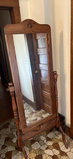 Wooden mirror