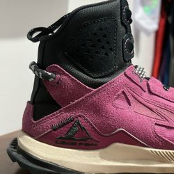 Altra Lone Peak Hiking Boots 