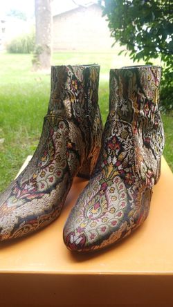 Size 7 ladies dress 1/2 boot