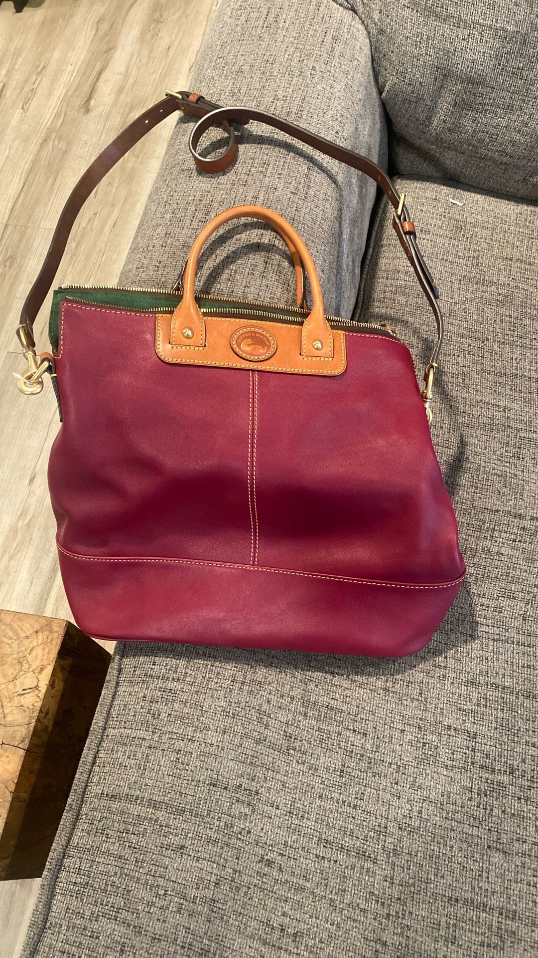 DOONEY & BOURKE TOTE