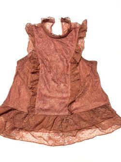 Mauve Lace Ruffle Sleeveless Top
