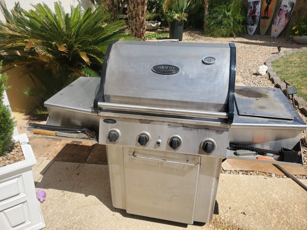 Gas-Grill, 4 Burner, 1 Side-Burner, Incl. Tools, Full Gas Tank, Cover