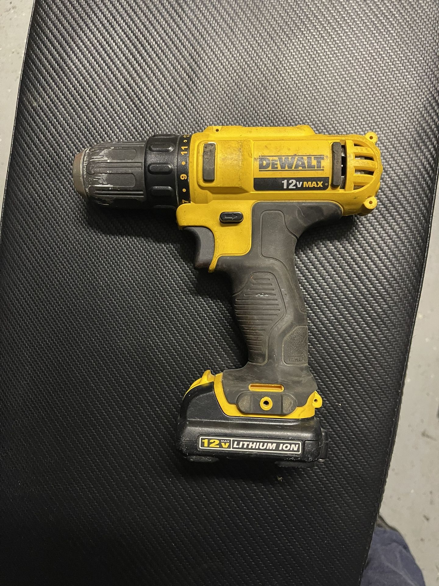DeWalt 12v Power Drill