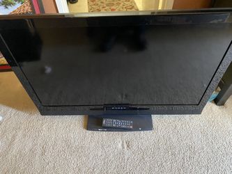 Dynex 40” TV