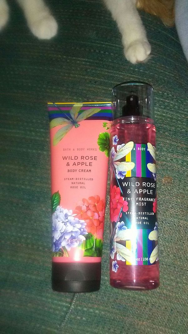 Wild Rose And Apple Body Cream And Spray For Sale In Buffalo Ny Offerup
