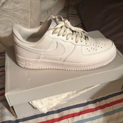 Sneakers Nike White Uptown’s 