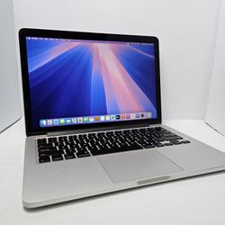 Apple MacBook Pro 13.3” Laptop Retina Display