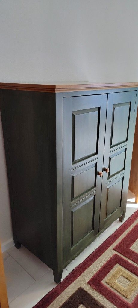 Ethan Allen Media Cabinet