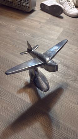 Airplane table sculpture