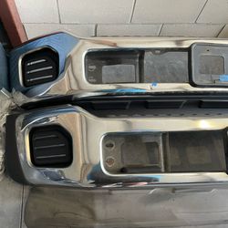 2011-2016 FORD Front Bumpers Have 6 Chrome Ones 