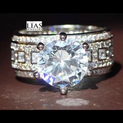 New 18k White Gold Engagement Ring 