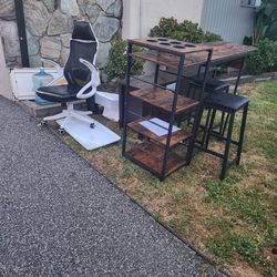 Free furnitures
