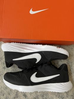 Nike Alpha Huarache Turf BG Size 6 