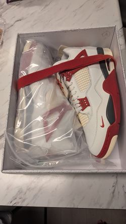 Air Jordan 4
Brick After Brick