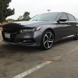 2019 Honda Accord LX model