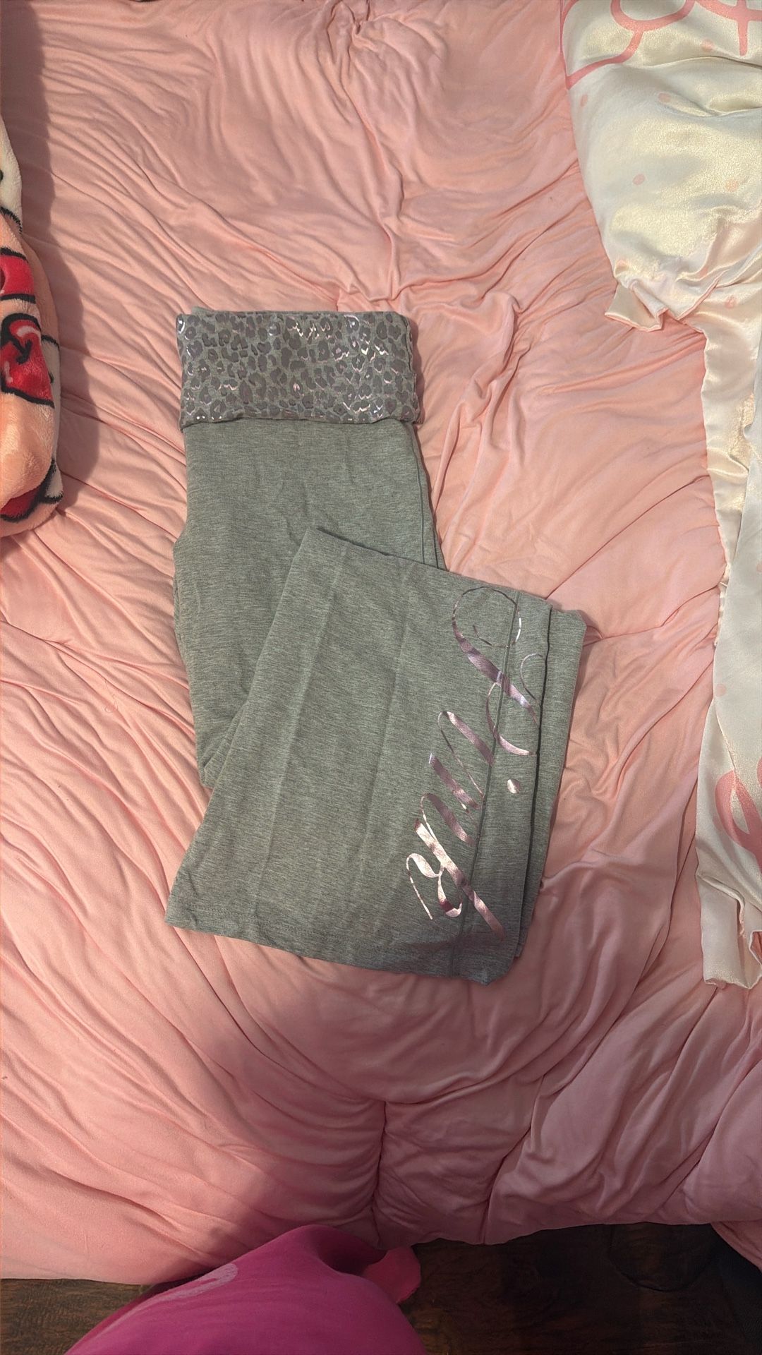 VS PINK Flare Leggings