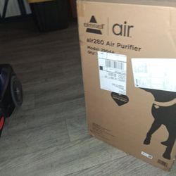 Brand New In Sealed Box!  Bissell Air280 Air Purifier 