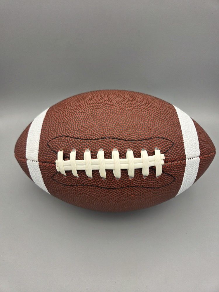 Junior Size Football With Dual Action Inflation Pump
