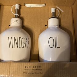 Rae Dunn Vinegar And Oil
