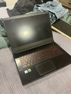 MSI Thin GF63 15.6 FHD 144Hz 2.0 GHz i5-12450H 16GB 1TB SSD RTX 2050 Very Good