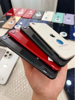 iPhone SE Unlocked 3 rd Gen