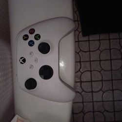 Microsoft Xbox Wireless Controller for Xbox Series X, Xbox Series S, Xbox One, PCs, Android, iOS - Robot White