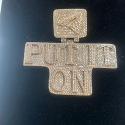 Silver Pendant w/ CC Stones 407 grams