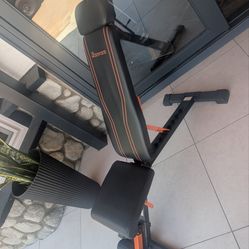 Weight bench