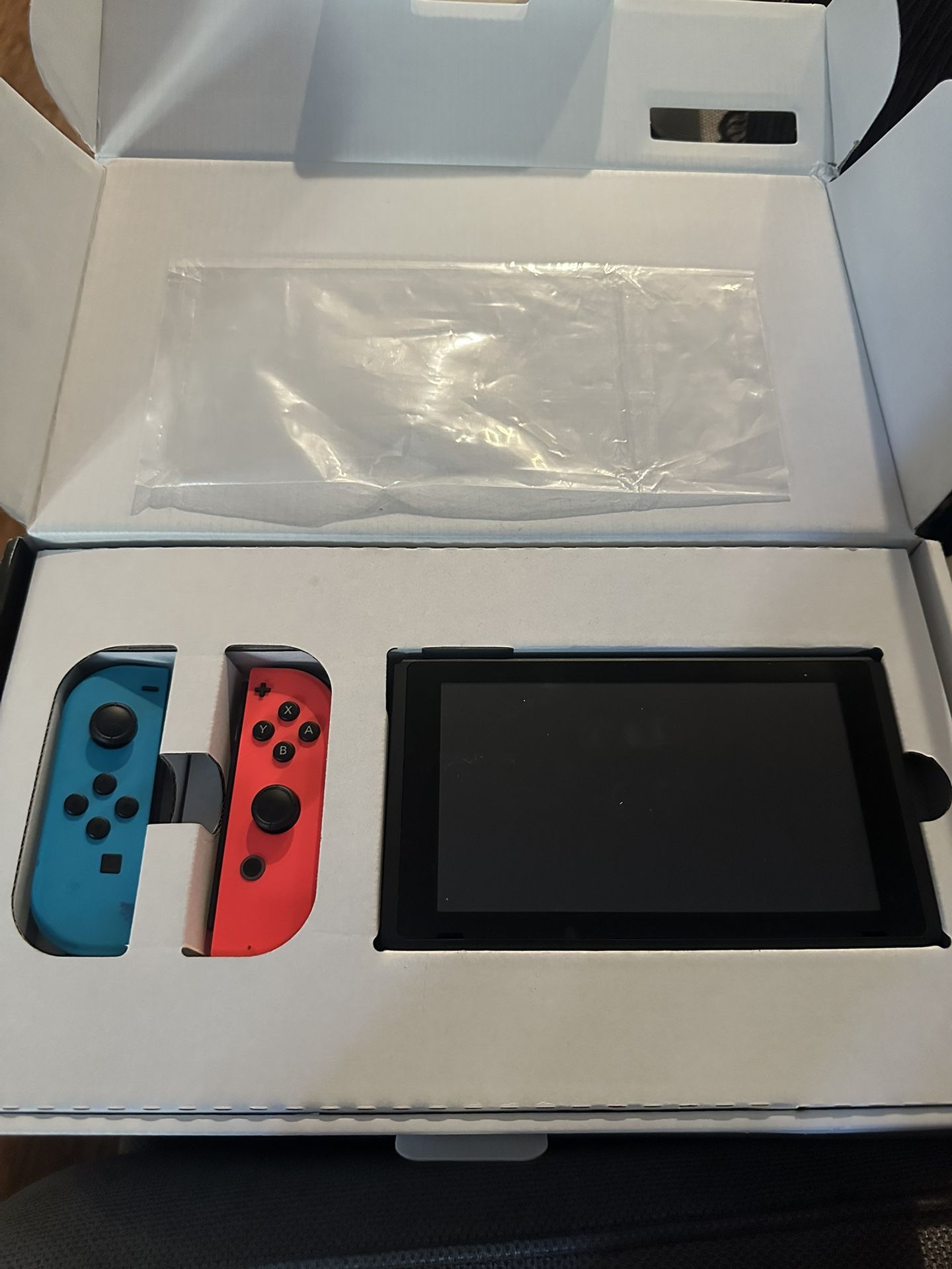 Nintendo Switch 