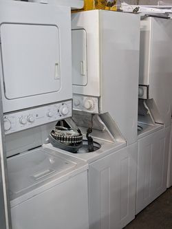 Whirlpool laundry Center