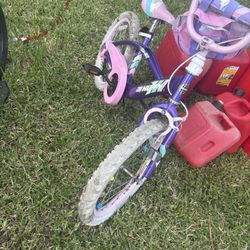 girls bike huffy  12 in tires 