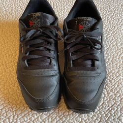 Reebok Sneakers. Size 5