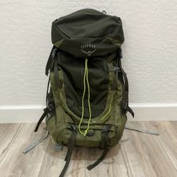 Osprey Stratos 36 Liter Men’s Medium/Large Backpack in Gator Green