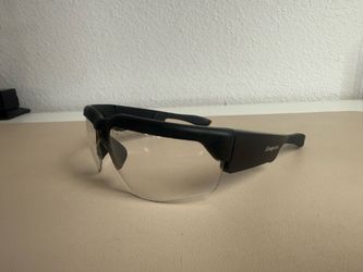 Snap on Bluetooth safety glasses